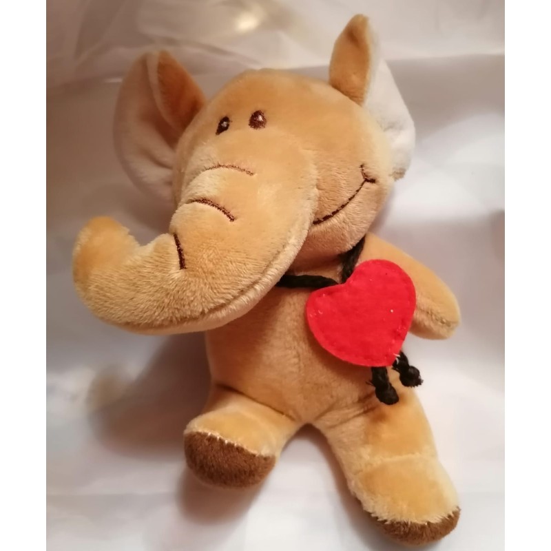 PELUCHE ELEFANTE CON CUORE